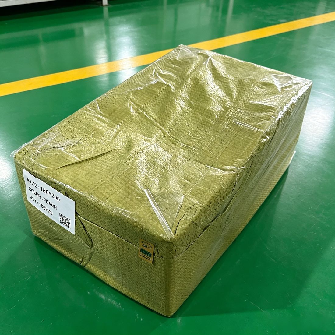 LOCACRYSTAL Bangle Diamond Sticker bulk shipment carton — sealed yellow-wrap labelled with size, colour, and quantity ready for export