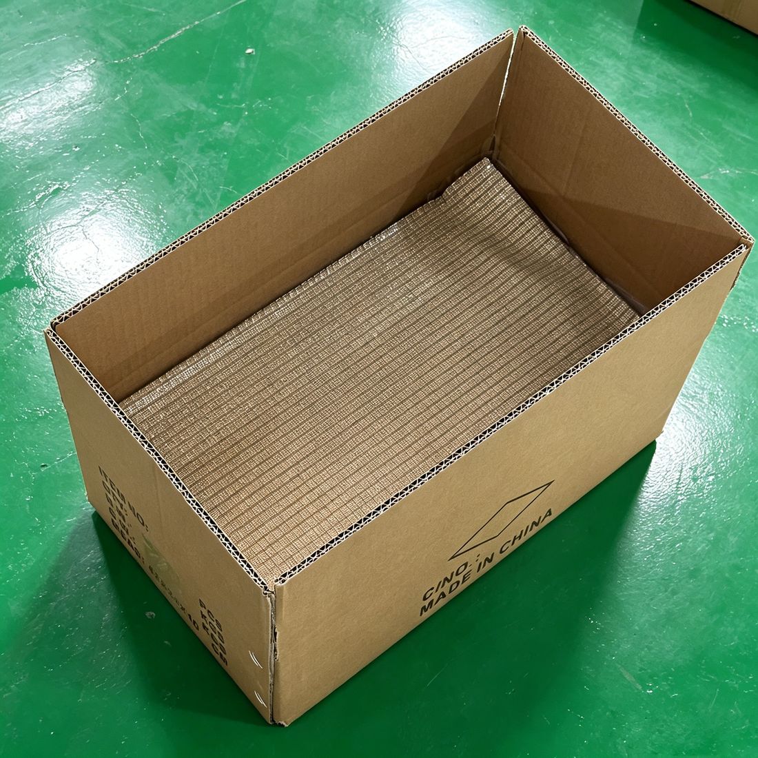 LOCACRYSTAL Bangle Diamond Sticker rolls being loaded into shipping carton at Pujiang factory